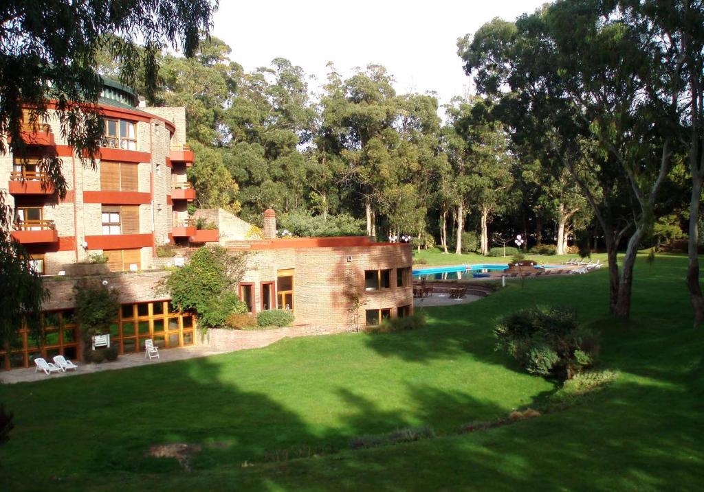 Hotel Del Bosque Pinamar Exterior photo